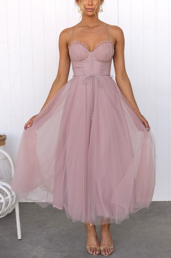 Elodie – Langkleid mit V-Ausschnitt