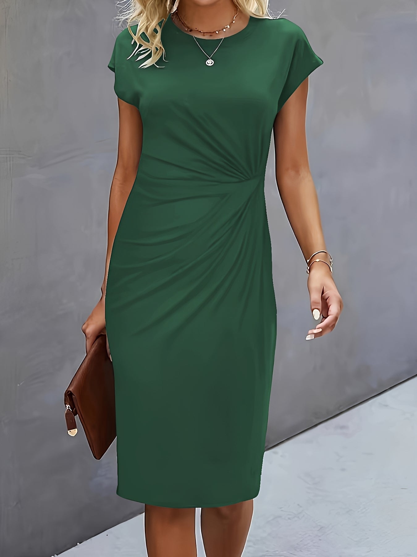 Christina - Damenkleid mit elegantem Knotenakzent