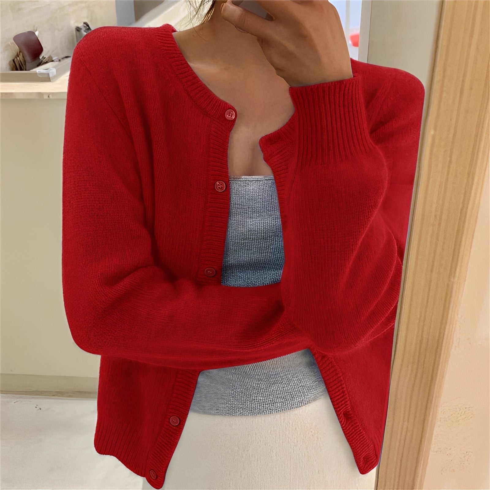 Millie - Zeitgemäße Damen-Strickjacke