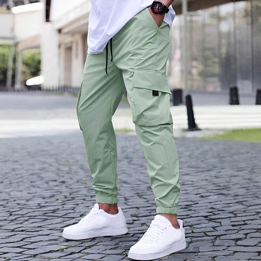 Ollie - Bequeme und wandelbare Cargo-Jogginghose für Herren