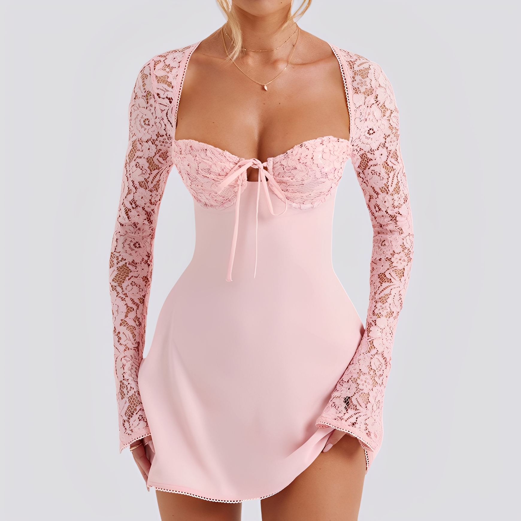 Emmy - Stilvolles, rückenfreies, figurbetontes Damenminikleid