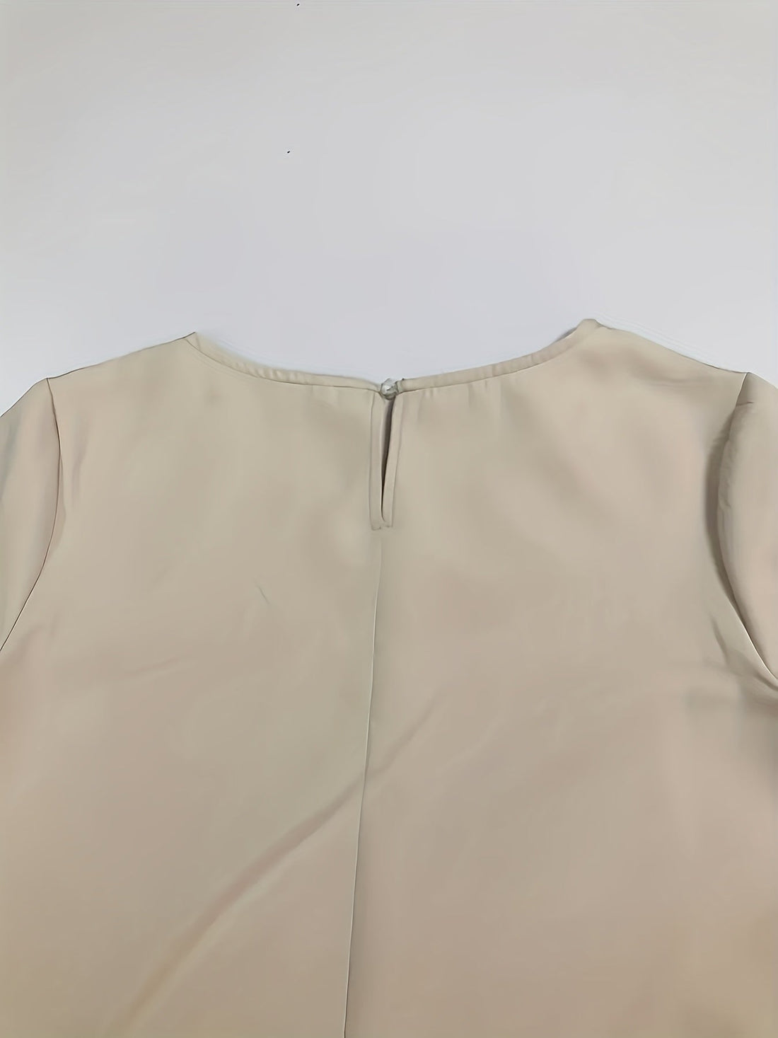 Laure – Fließendes Kleid mit geradem Schnitt und zeitlosem Stil