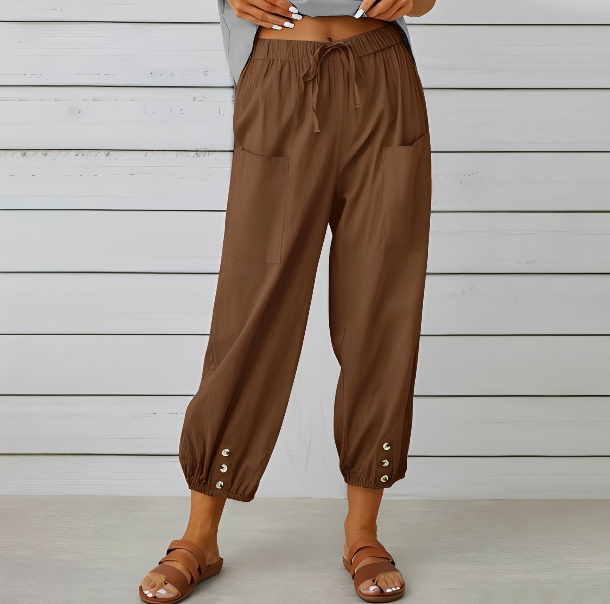 Christa - Weite, lässige und verkürzte Hose für Frauen