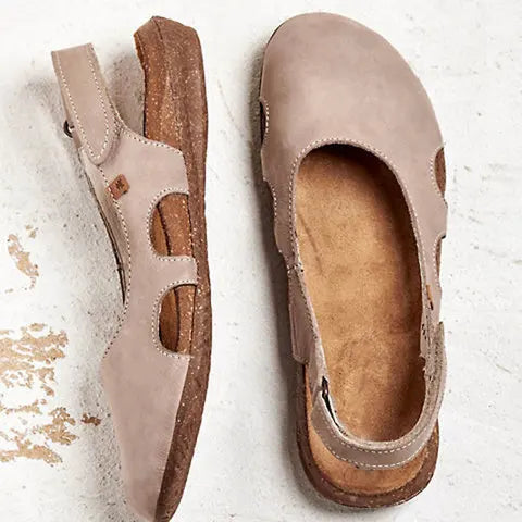 Vialla – Umschließende Sandalen mit Unterstützung