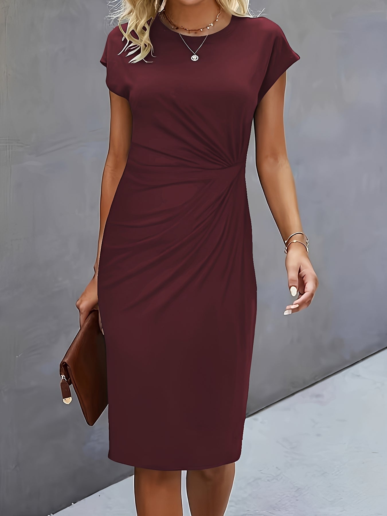 Alesha - Elegantes Midikleid für Damen mit Knotendetail