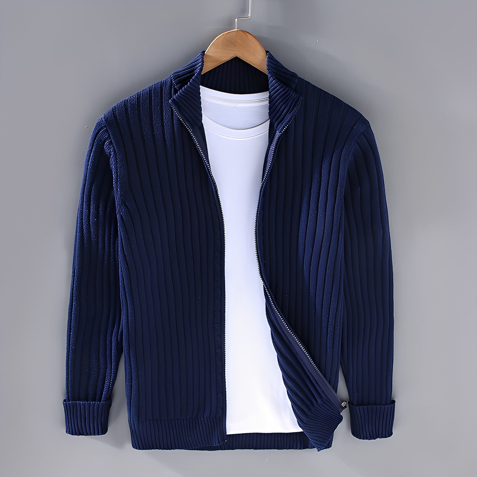 Jacquy - Zeitgemäßer Herren-Strickcardigan