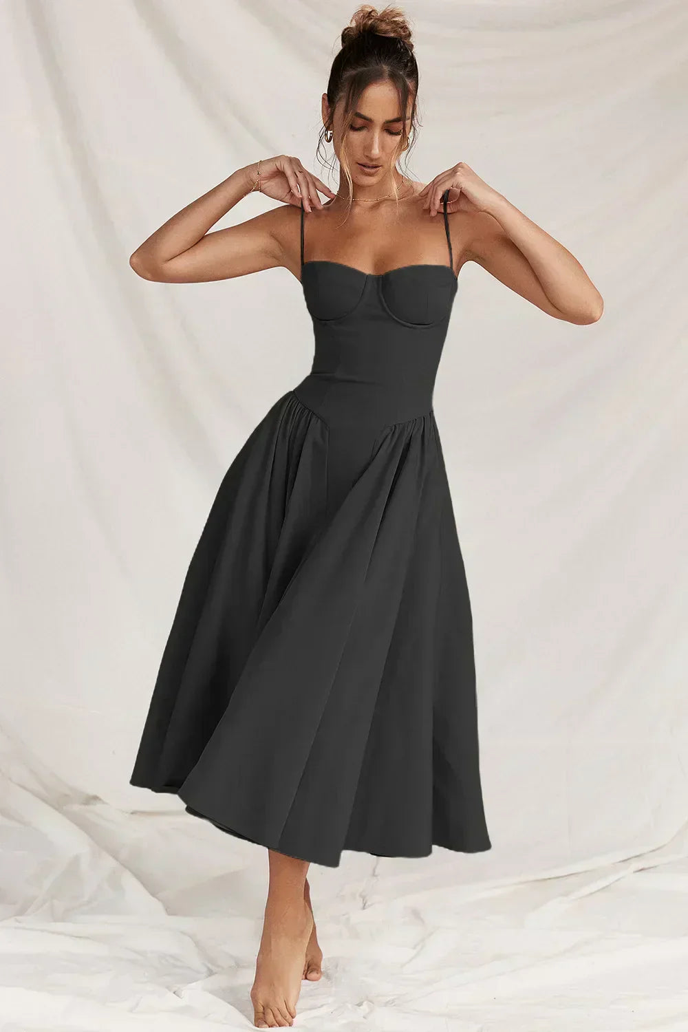 Jutte - Ärmelloses Midi-Kleid für Damen