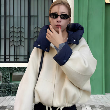 Alexa - Locker geschnittene Damen-Wolljacke mit Kapuze