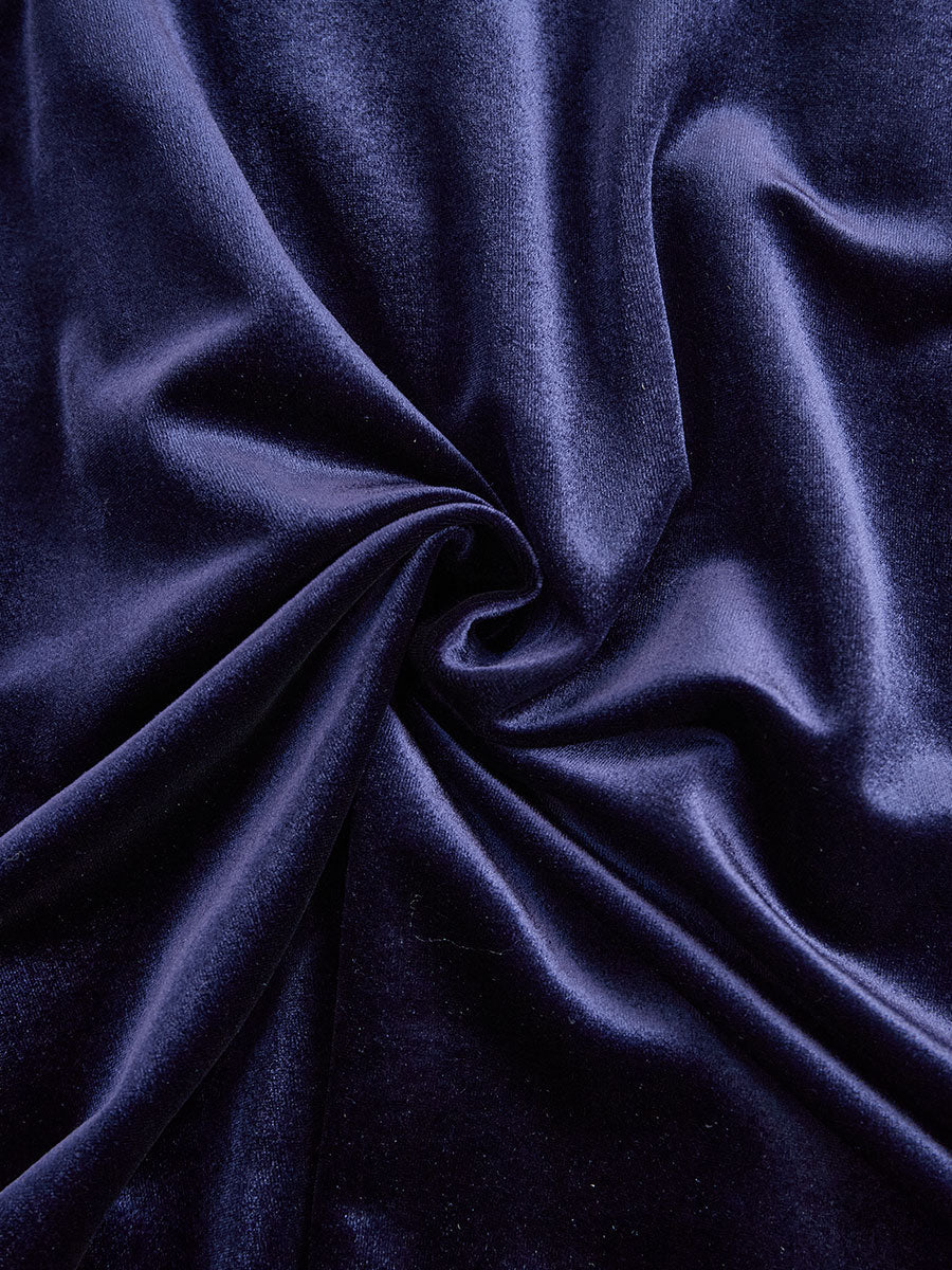Brianna – Stilvolles Midikleid aus Samt