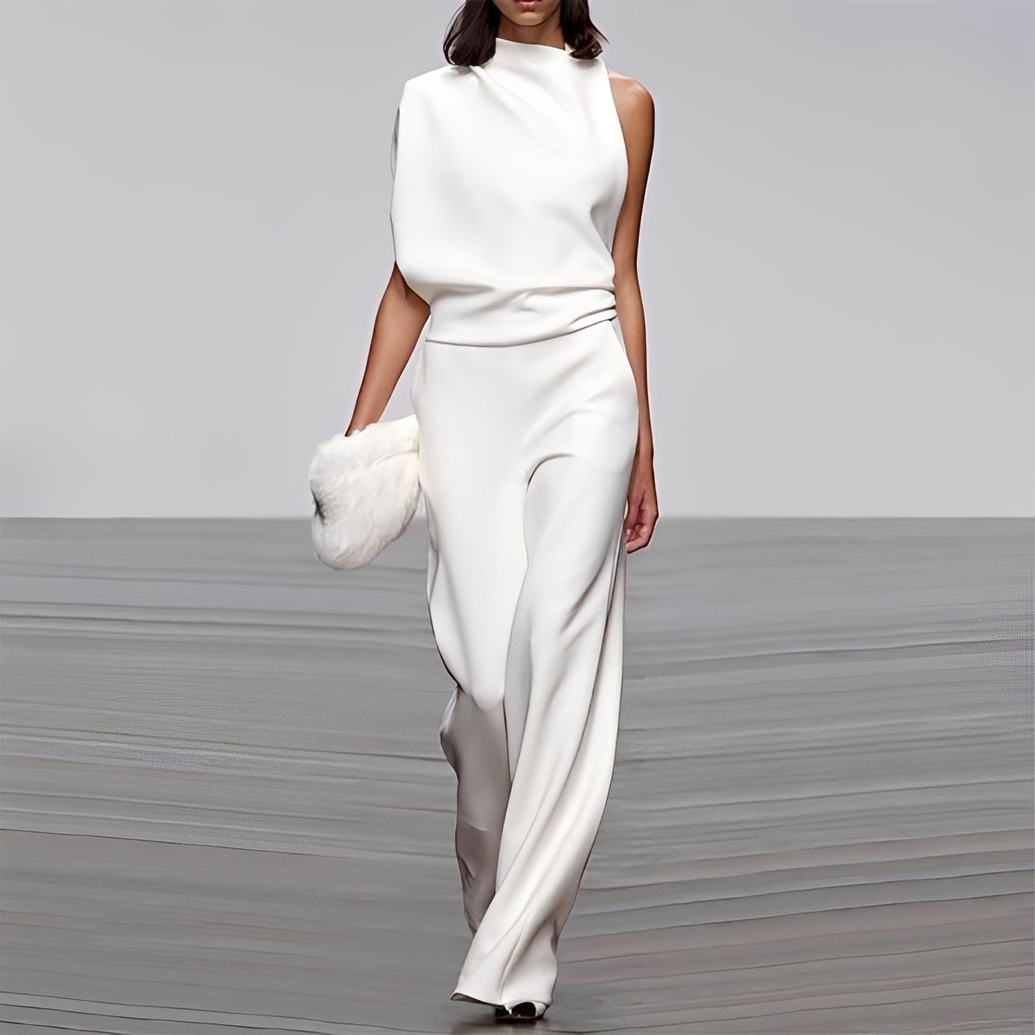 Lucie - Stilvoller, glänzender Ein-Schulter-Jumpsuit für Damen