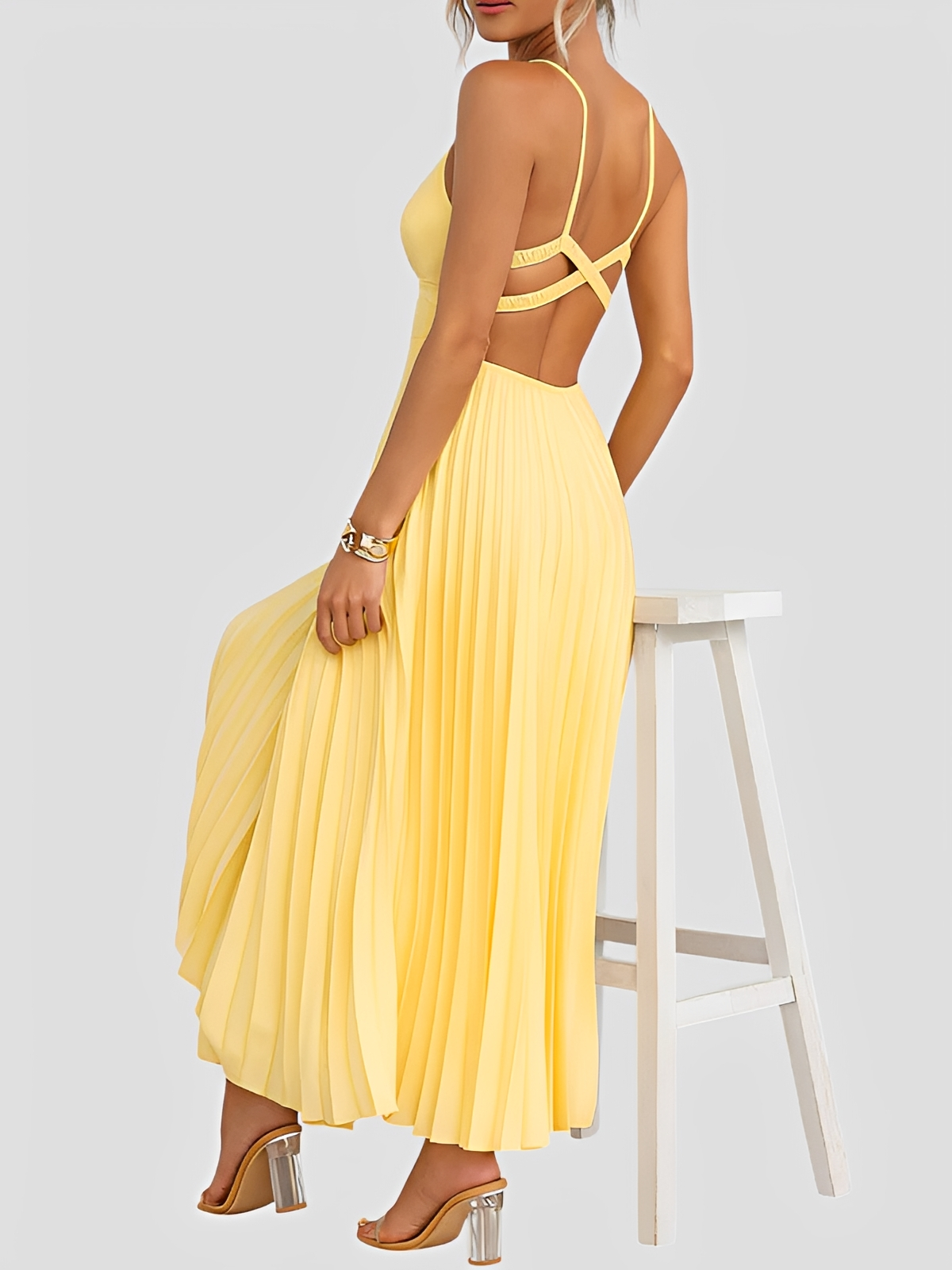 Anjanae - Elegantes Kleid mit V-Ausschnitt und Plisseefalten