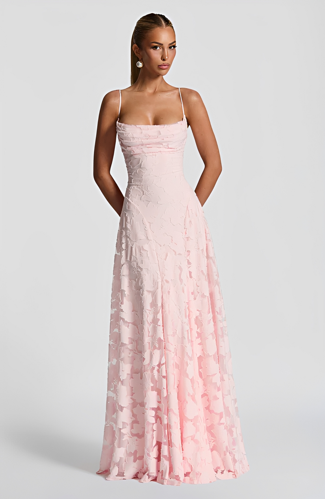 Francisa - Schickes und zierliches Maxikleid