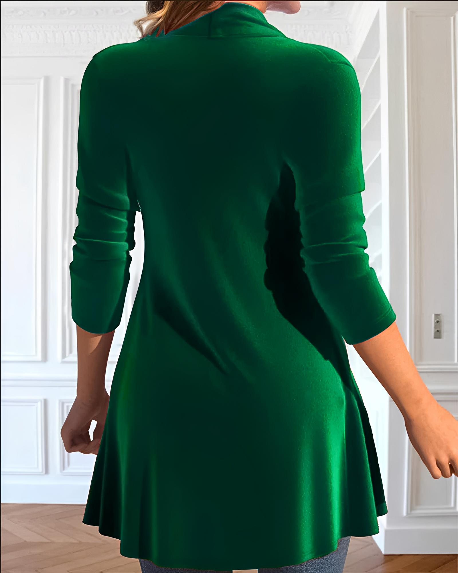 Samia - Elegante Bluse mit Rüschen und Glanz
