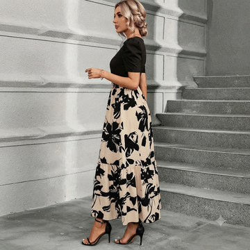 Astrid - Elegantes Kleid mit Blumenprint