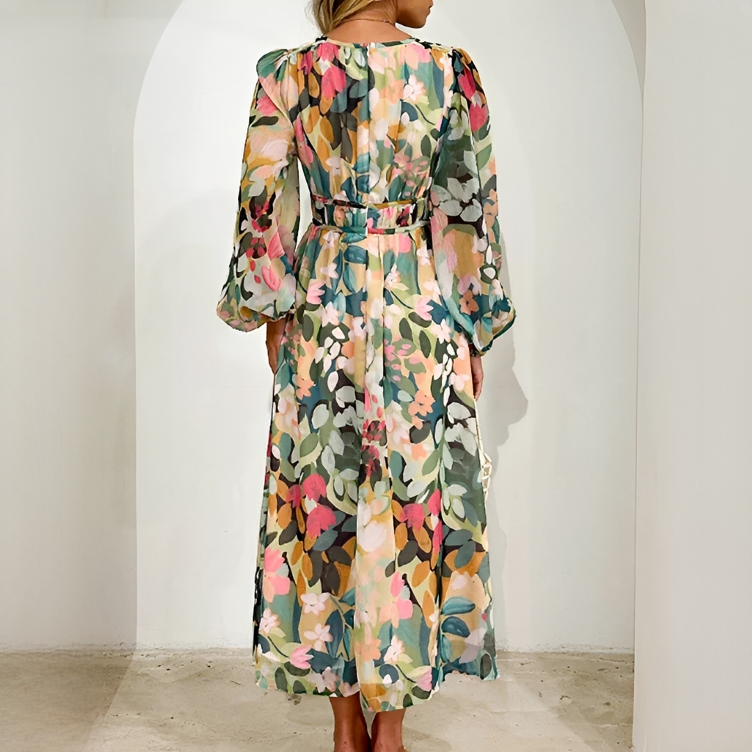 Kiara - Elegantes und Fließendes Langarmkleid