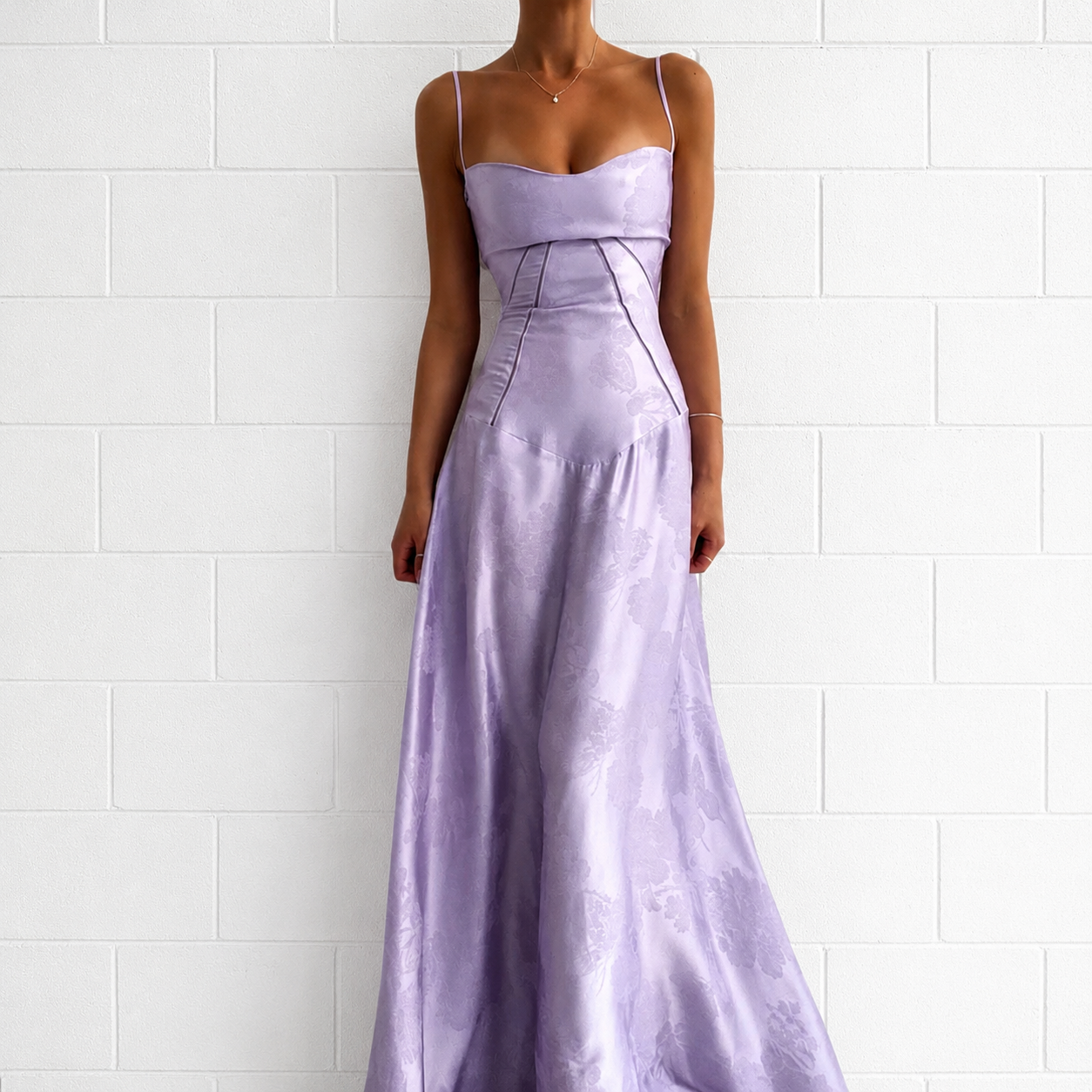 Sandra - Elegantes Enganliegendes Maxikleid
