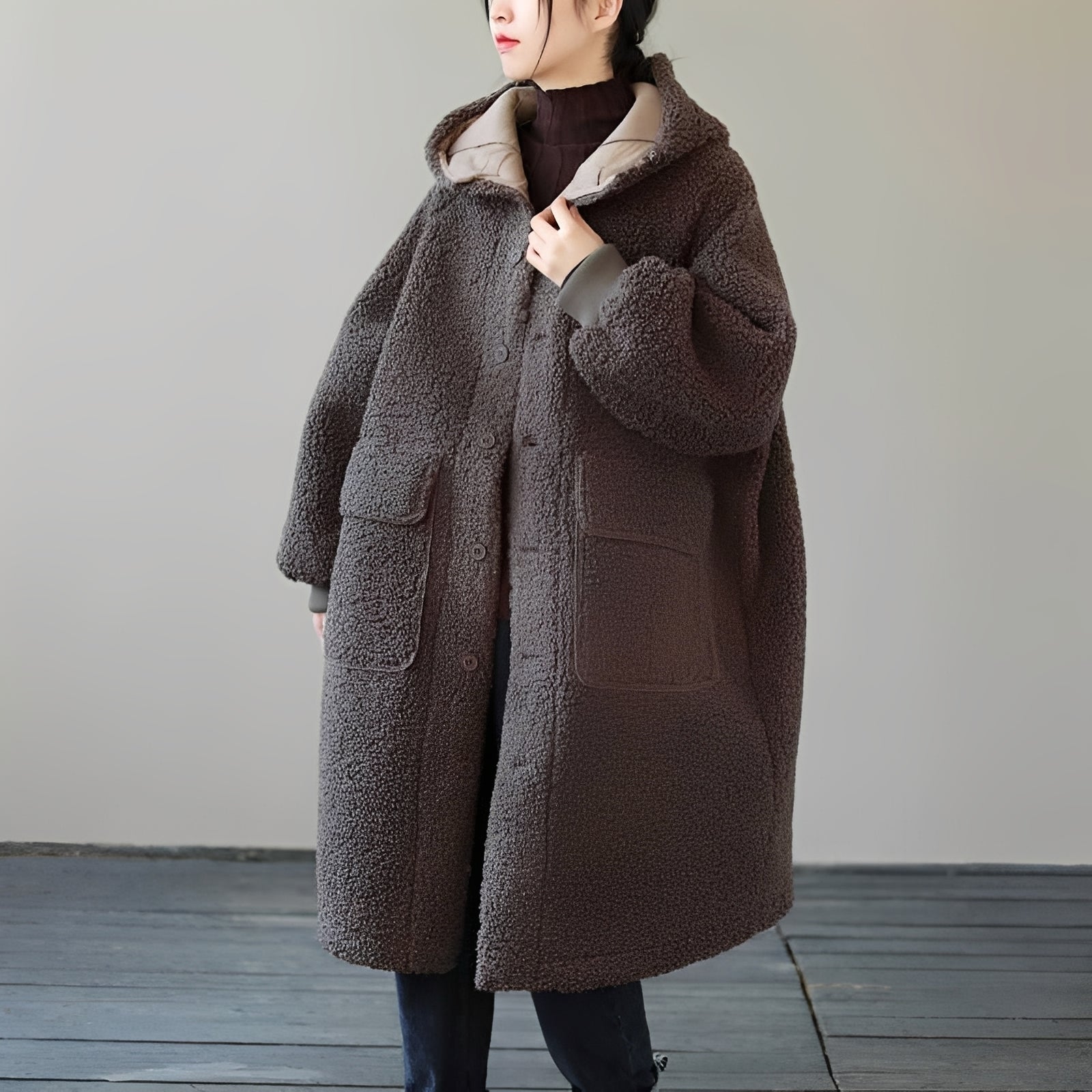 Sophie - Damen-Kunstfellmantel in Oversize mit Kapuze