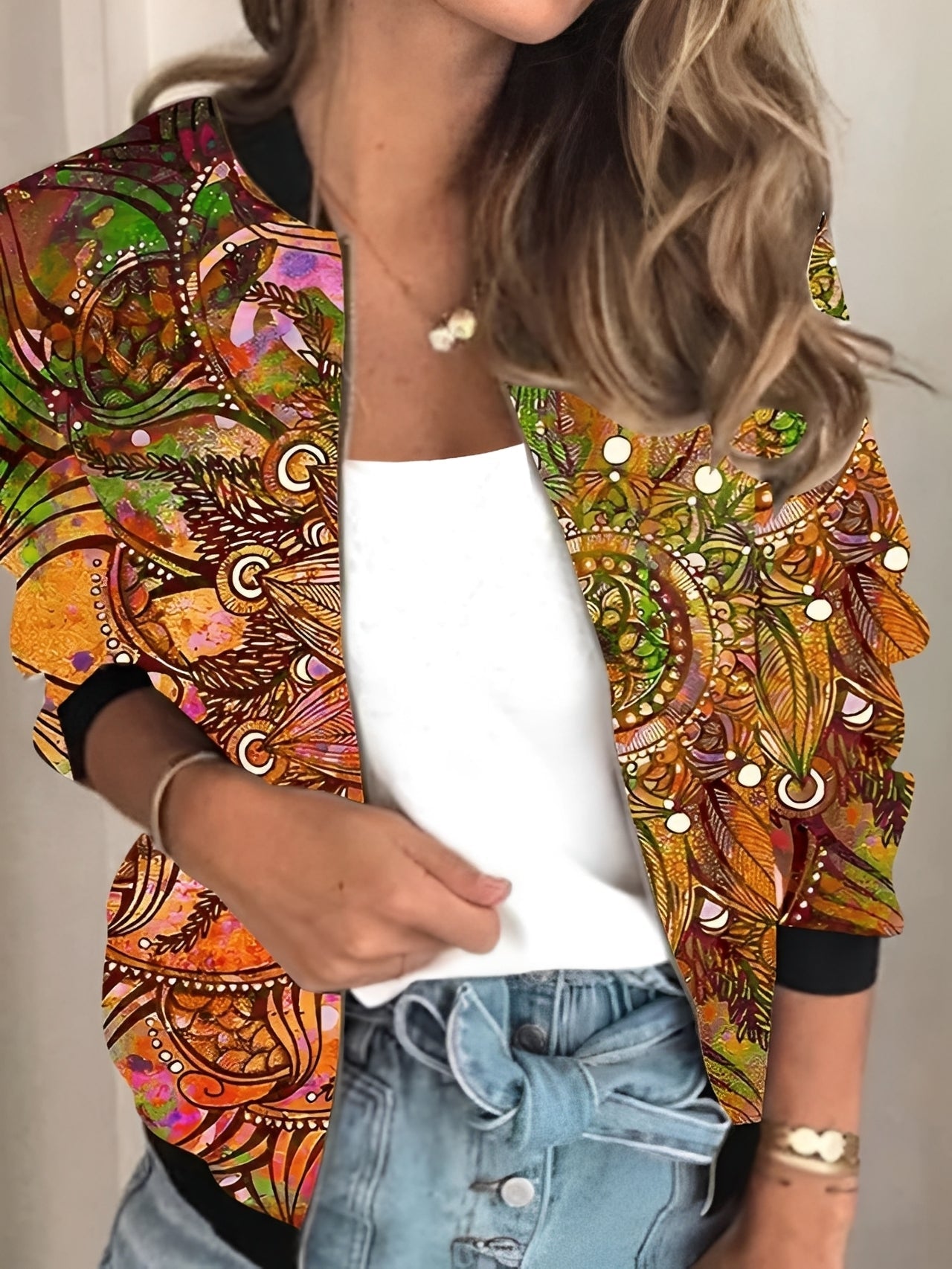 Elsie - Modische Damenjacke mit Reißverschluss und Blumenmuster