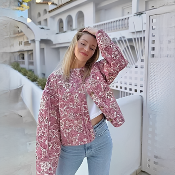 Jelica - Komfortable und warme Damen-Blumenjacke