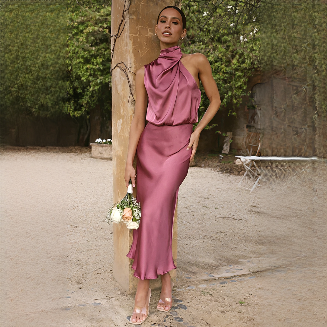Sheera - Stilvolles und glänzendes Damenkleid