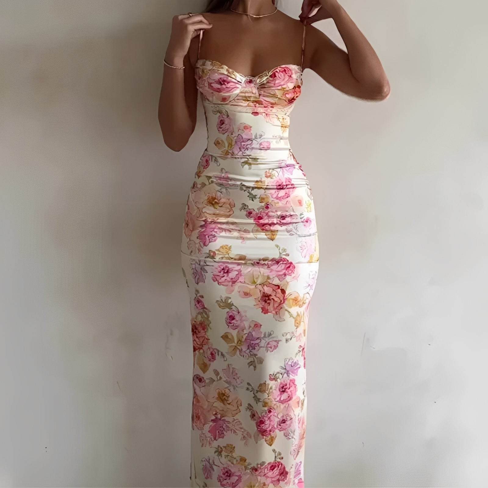 Vanessa - Elegantes langes Kleid mit Blumendesign für Damen