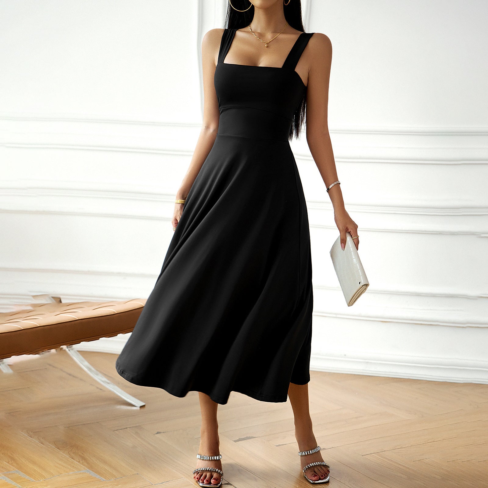 Bertha - Ärmeloses, elegantes Damenkleid