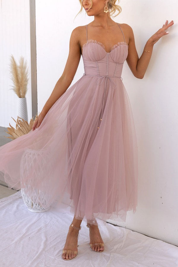 Elodie – Langkleid mit V-Ausschnitt