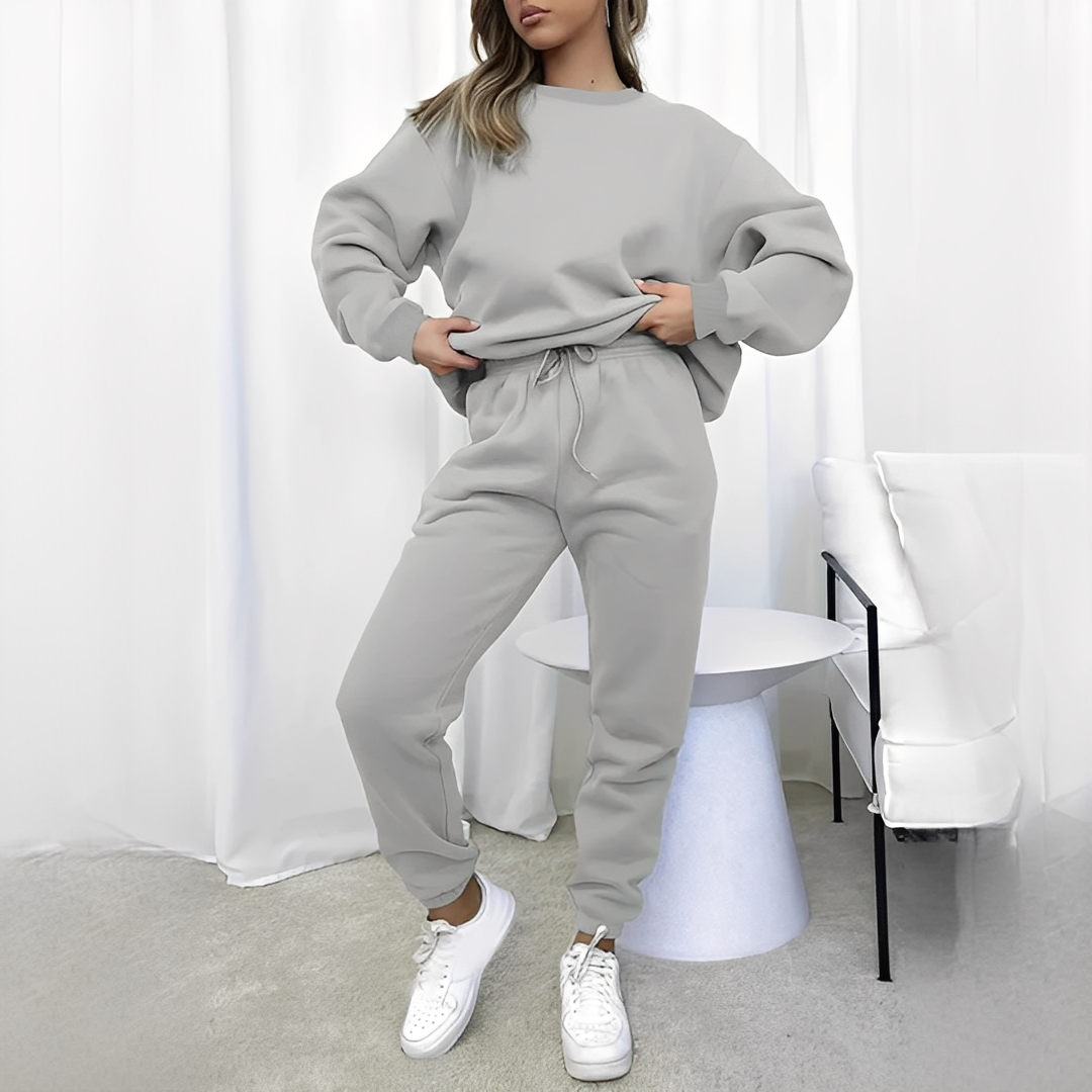 Chandrina - Frauen Set aus Pullover und bequemen Hosen