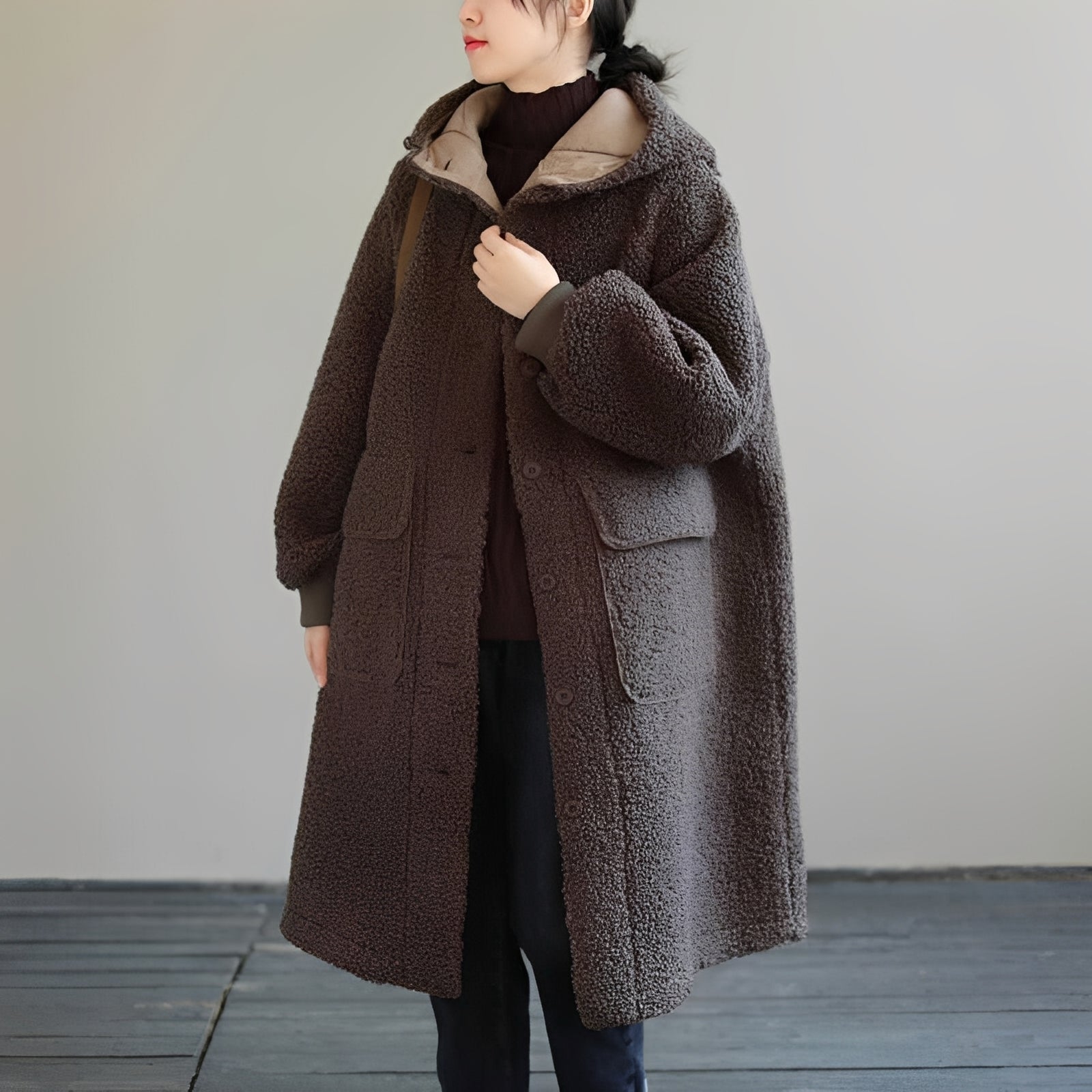 Sophie - Damen-Kunstfellmantel in Oversize mit Kapuze