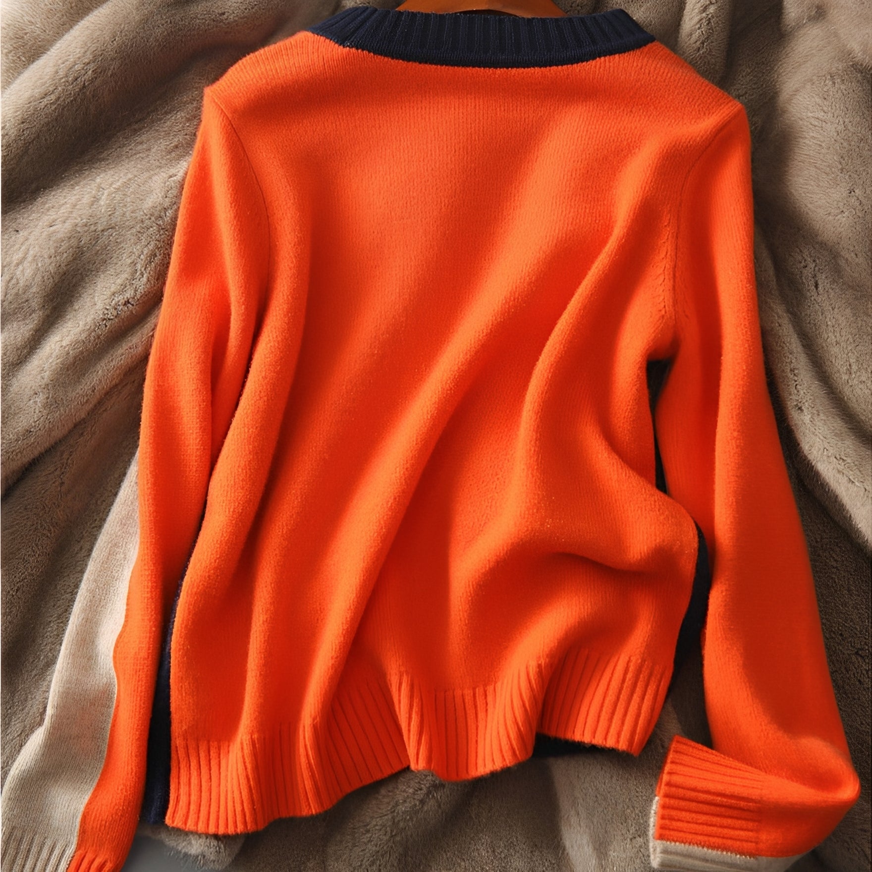 Allie - Damenpullover mit elegantem Streifenmuster