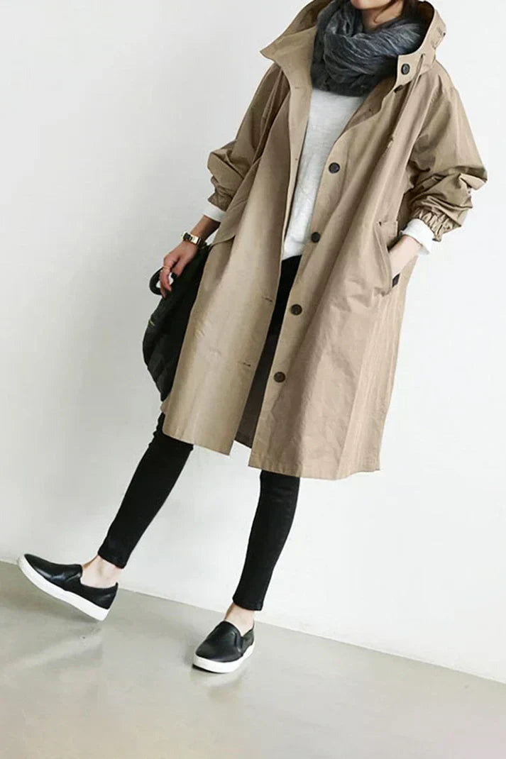 Mara – Wasserdichter Trenchcoat mit Kapuze für regnerische Tage