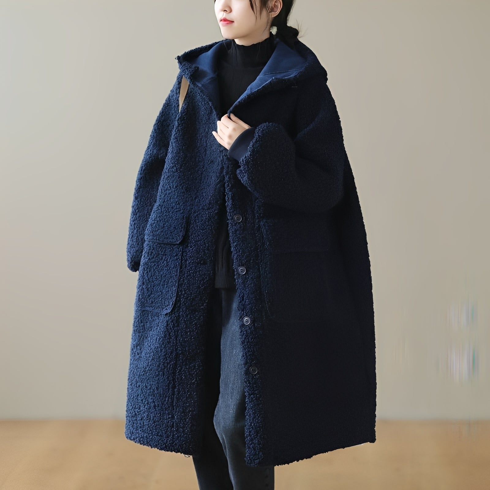 Sophie - Damen-Kunstfellmantel in Oversize mit Kapuze