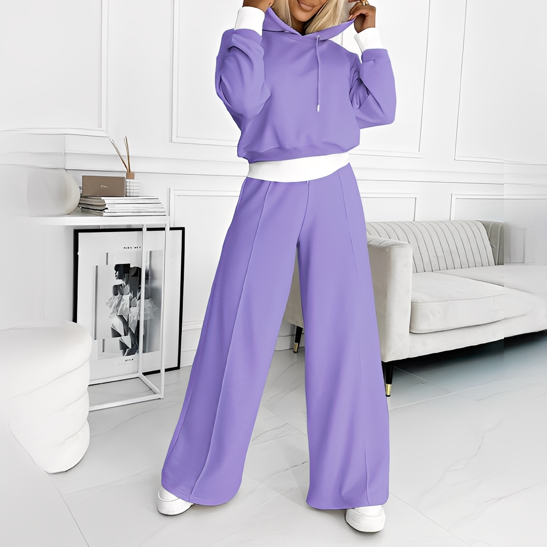 Darnie - Anzug mit Kapuzenpullover und Hose für Frauen