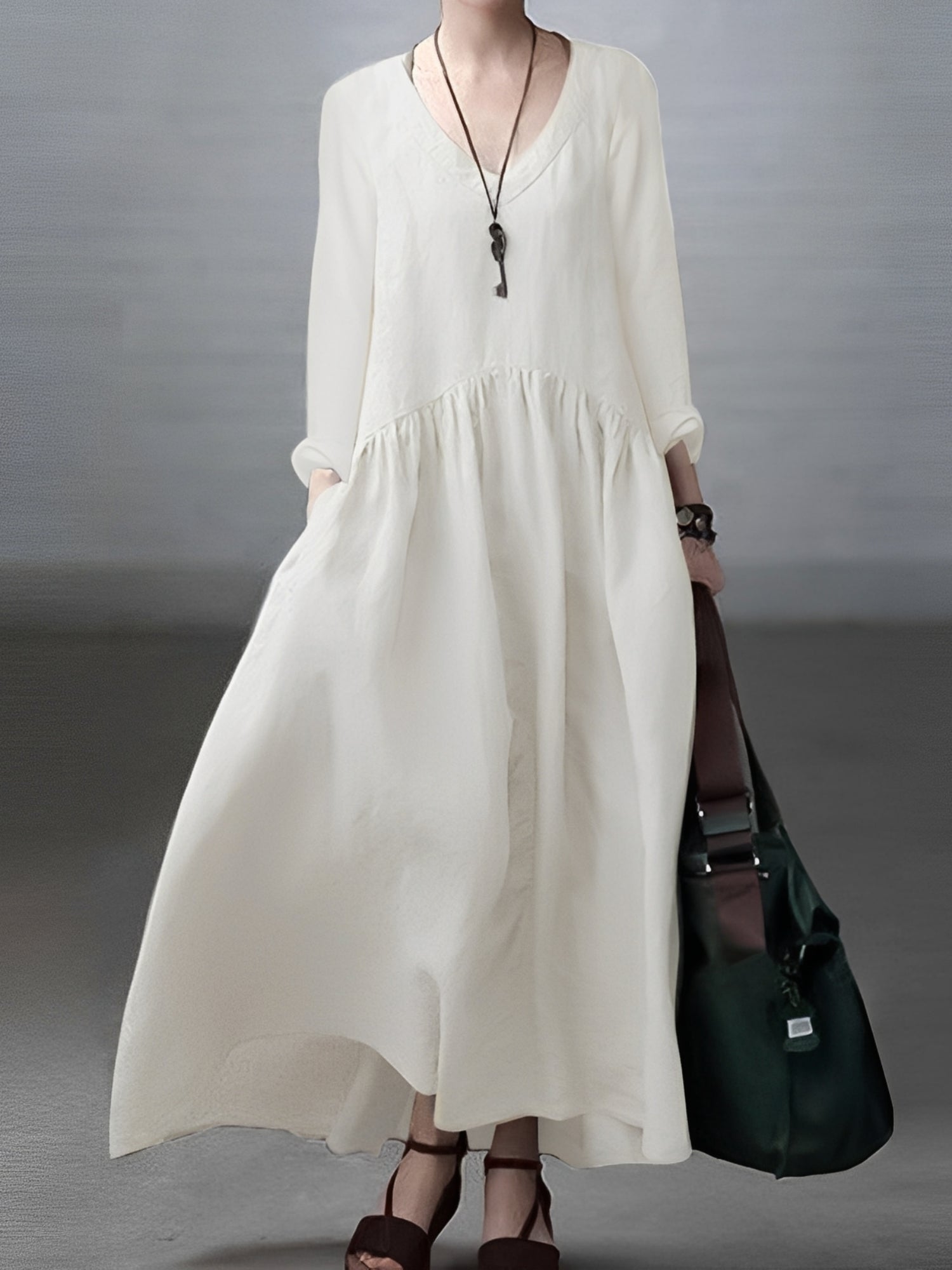 Lindy - Weites und lässiges Kleid mit V-Ausschnitt für Damen