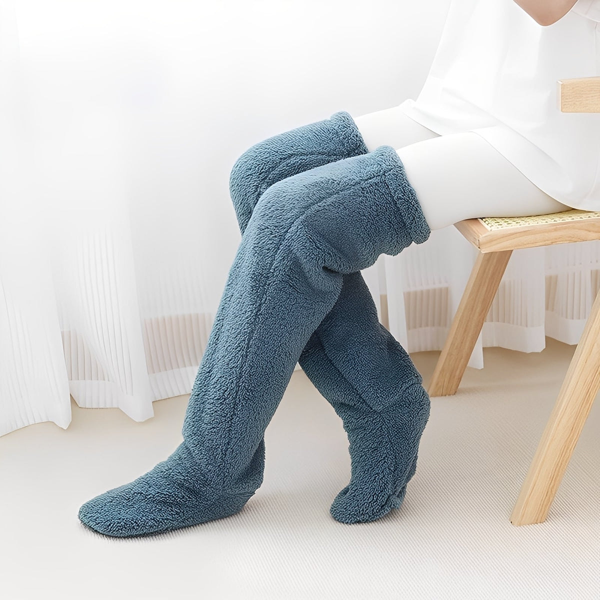 Camellia - Warme Winter-Damensocken über das Knie