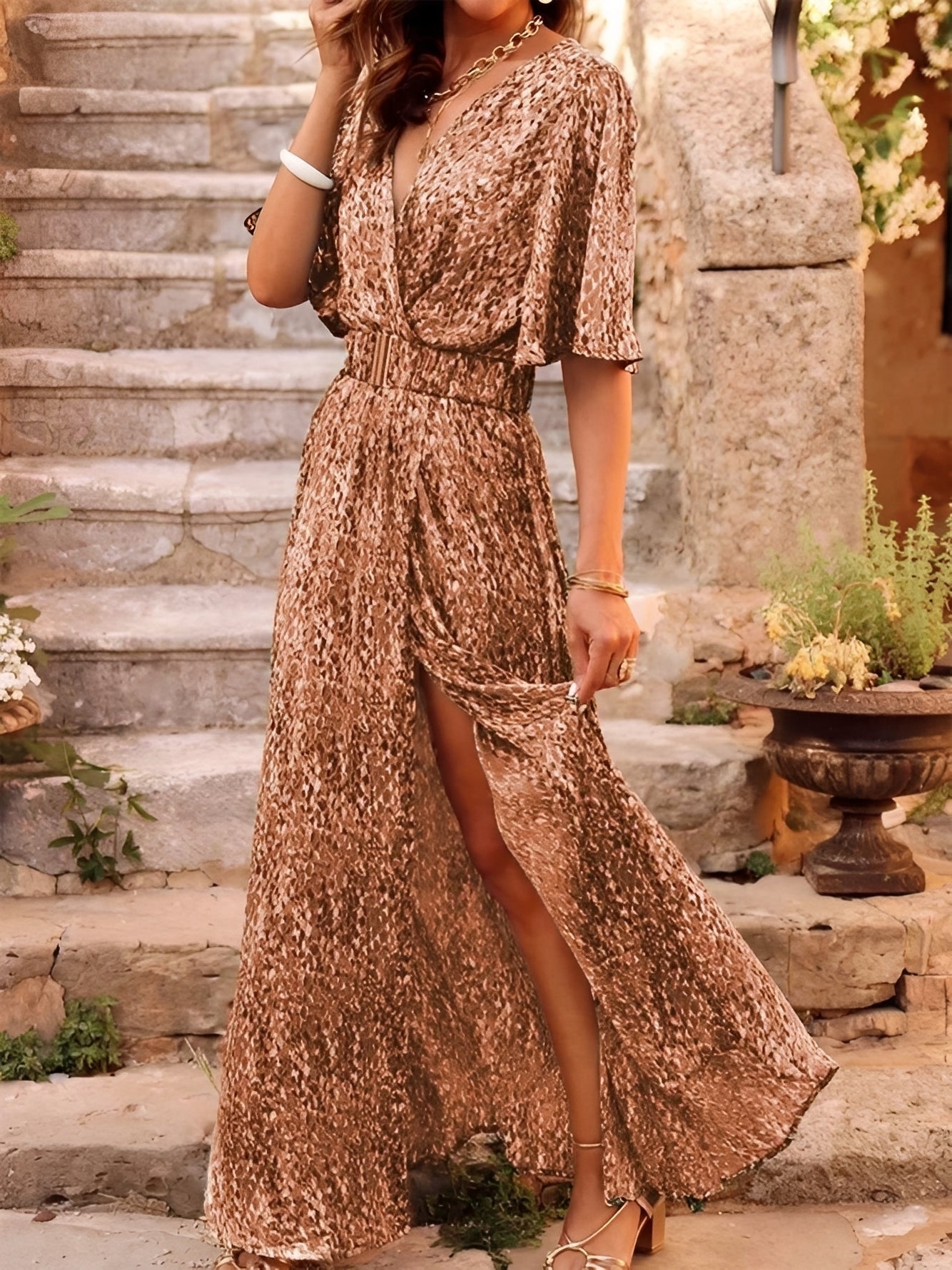 Rina - Elegantes, fließendes Damenkleid