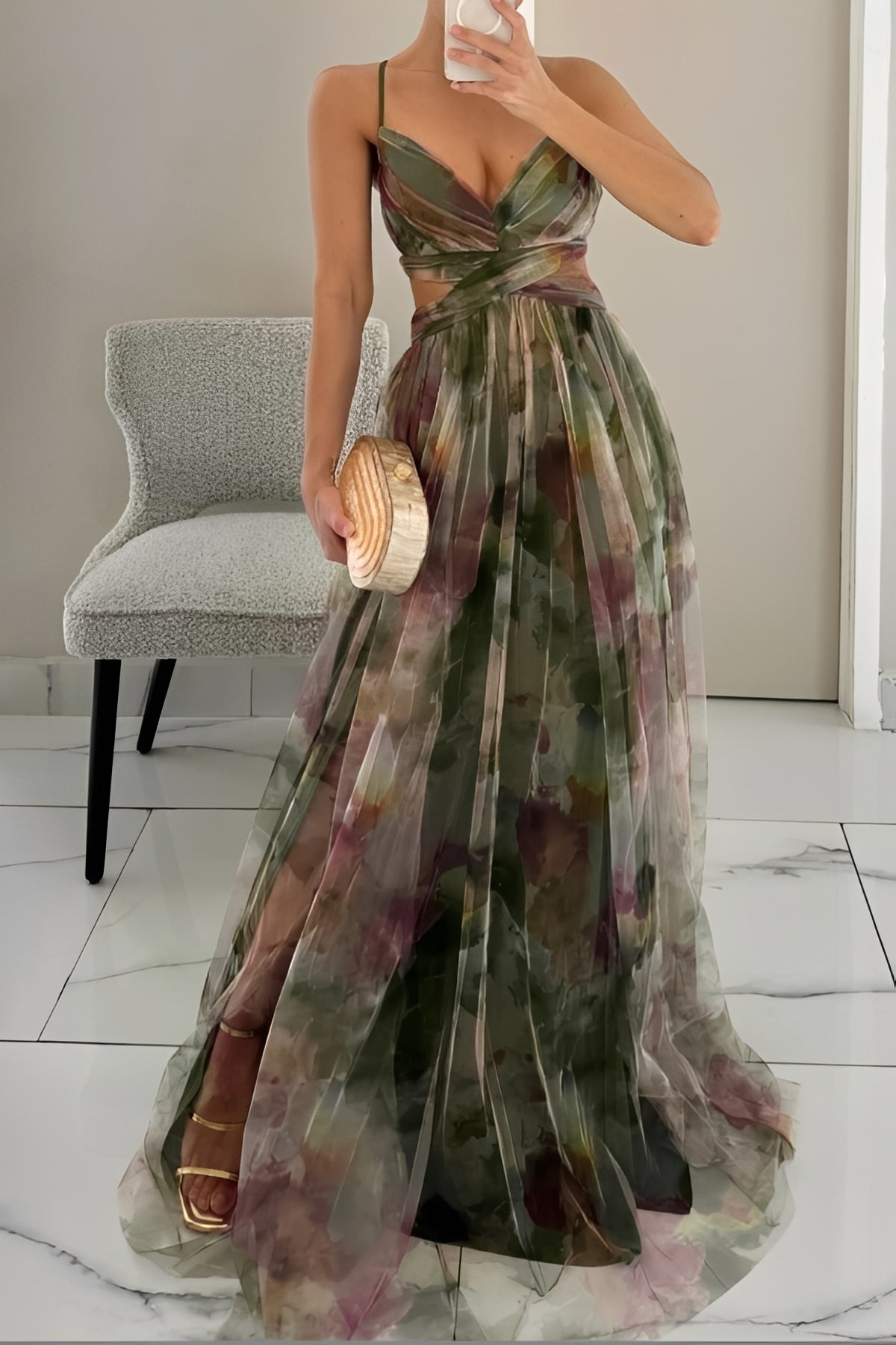 Olivia - Damen-Maxikleid mit stilvollem Blumenmuster