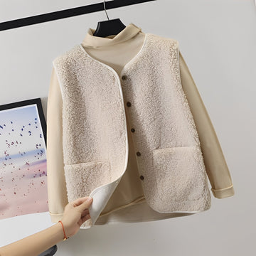 Hillary - Modische Damenplüschjacke mit Taschen