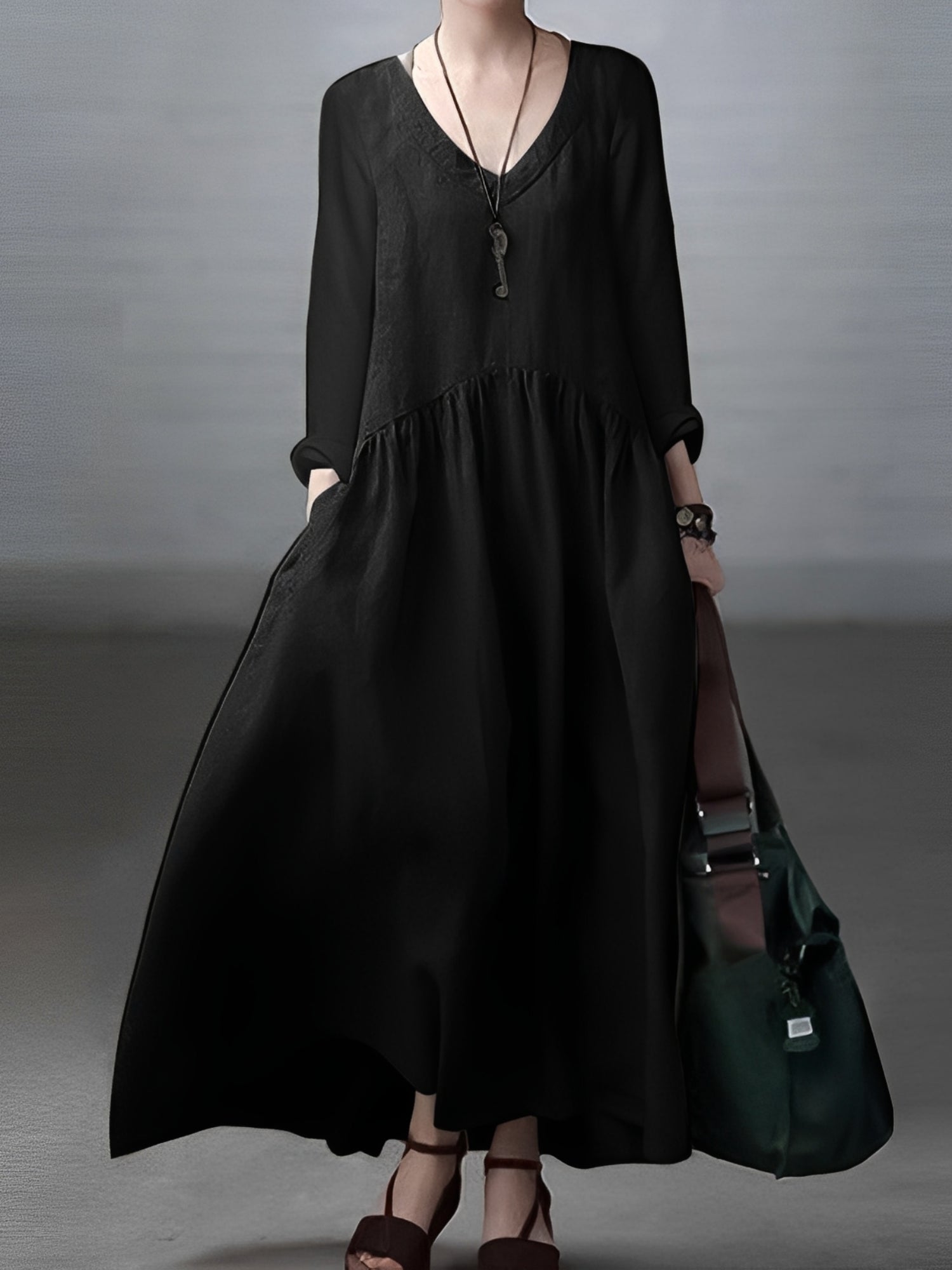 Lindy - Weites und lässiges Kleid mit V-Ausschnitt für Damen