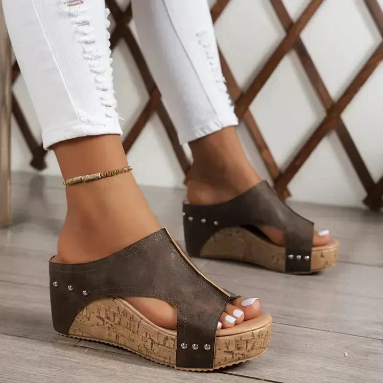 Luna - Plateau-Sandalen mit trendigem Stil