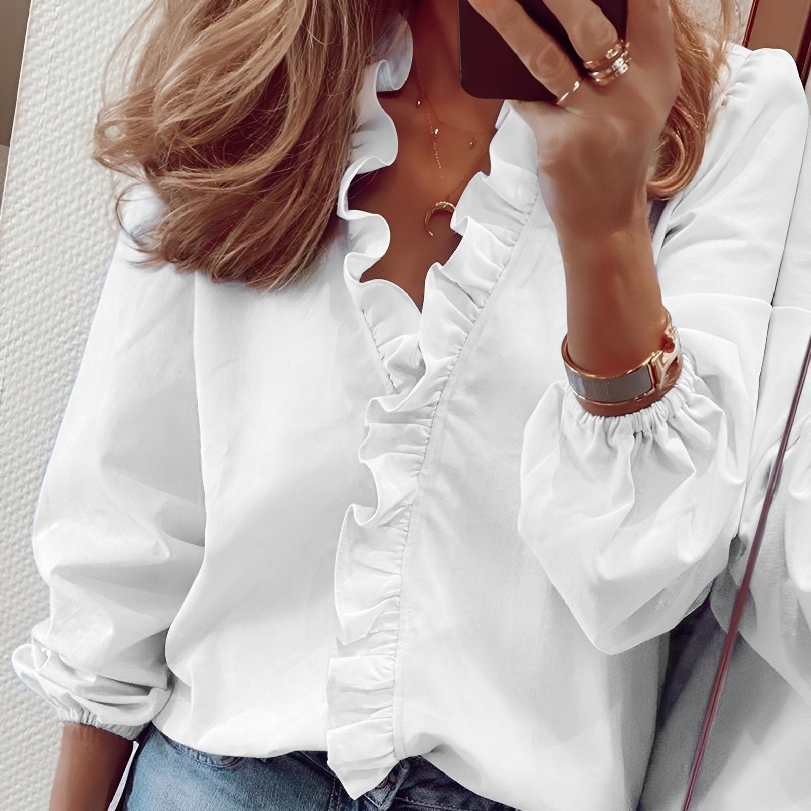Martha - Elegante Bluse mit Rüschen und V-Ausschnitt für Frauen