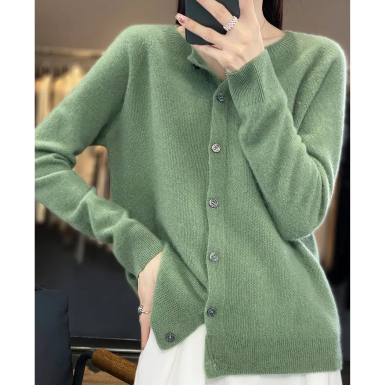 Aubry – Kuschelige, weiche Strickjacke