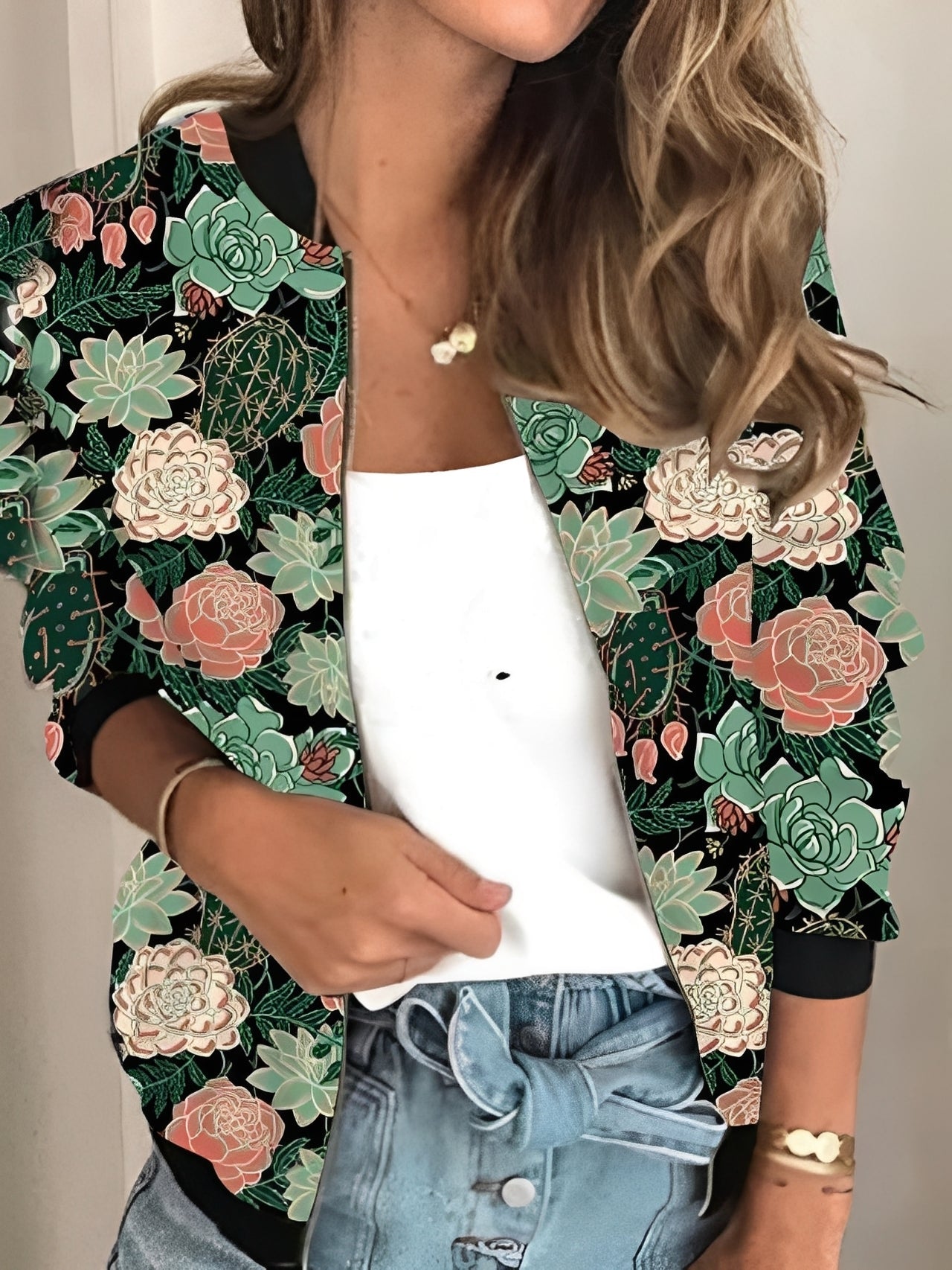 Elsie - Modische Damenjacke mit Reißverschluss und Blumenmuster