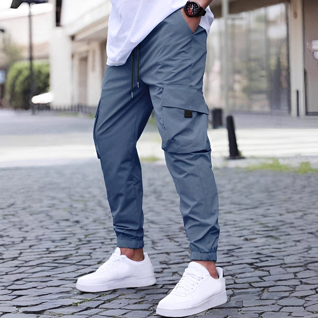 Ollie - Bequeme und wandelbare Cargo-Jogginghose für Herren