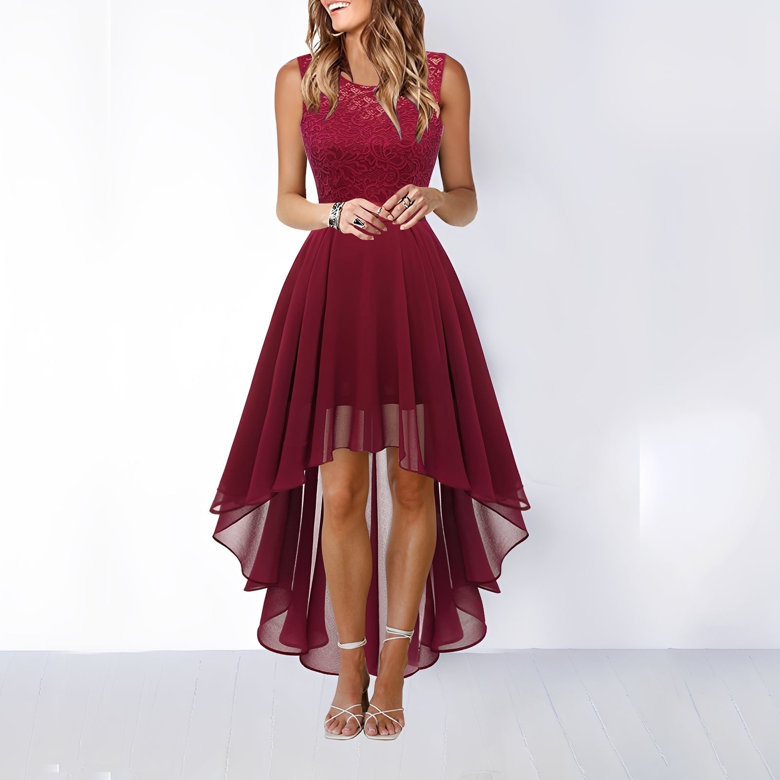 Leena - Elegantes asymmetrisches Abendkleid