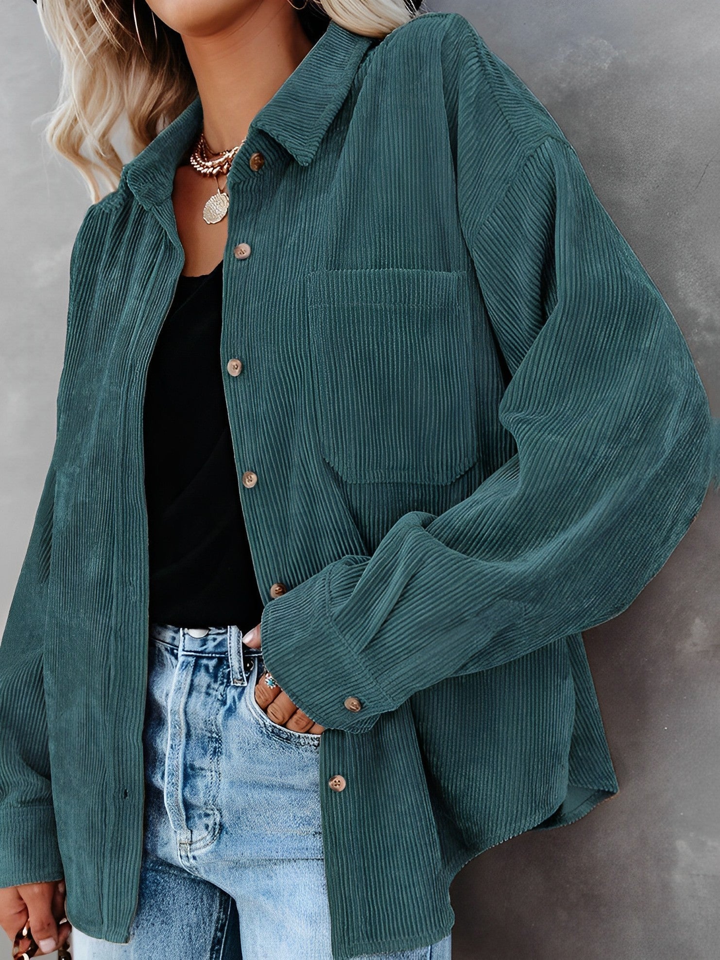 Amara - Kordjacke mit Knöpfen
