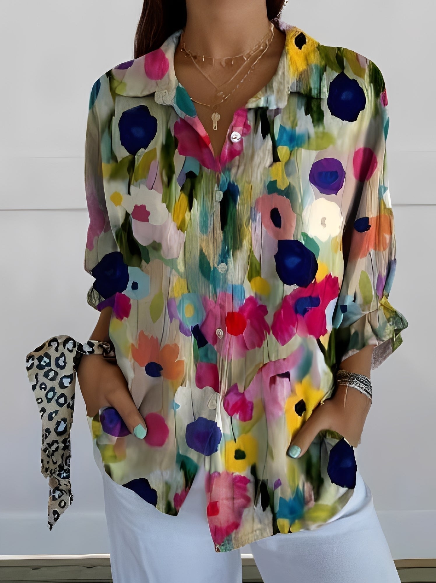 Jessica - Elegante Damenbluse mit Blumenmuster