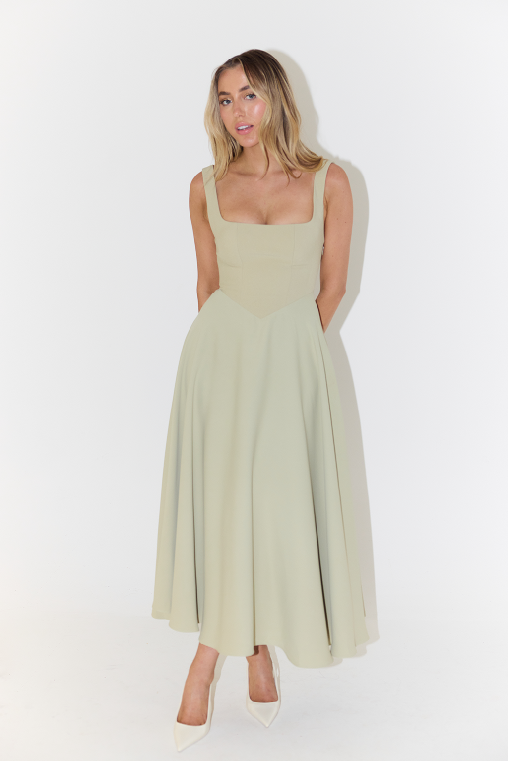 Melisandre - Midi Kleid für Damen, Elegant & Vielseitig