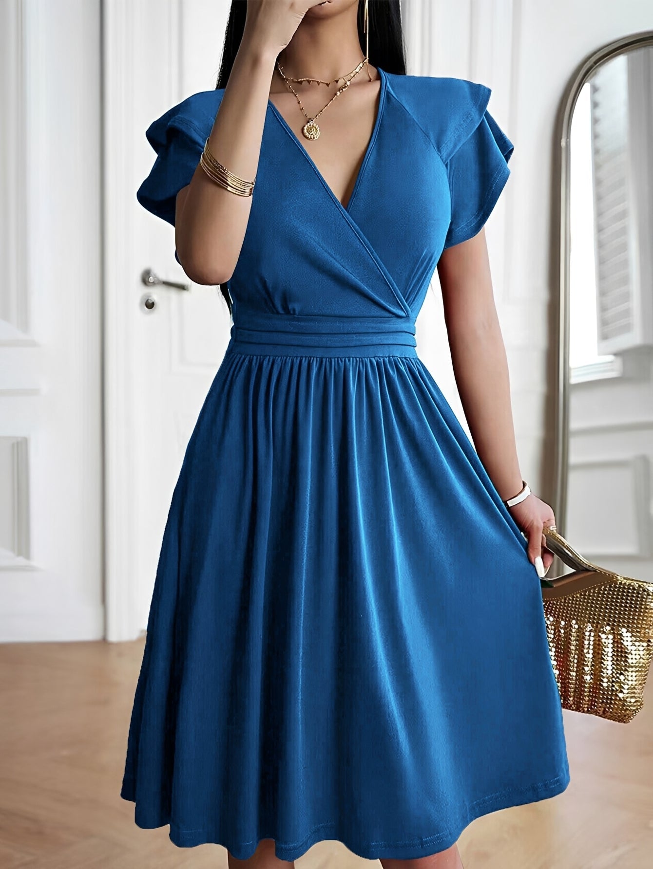 Laura - Stylisches Kleid mit V-Ausschnitt für Frauen