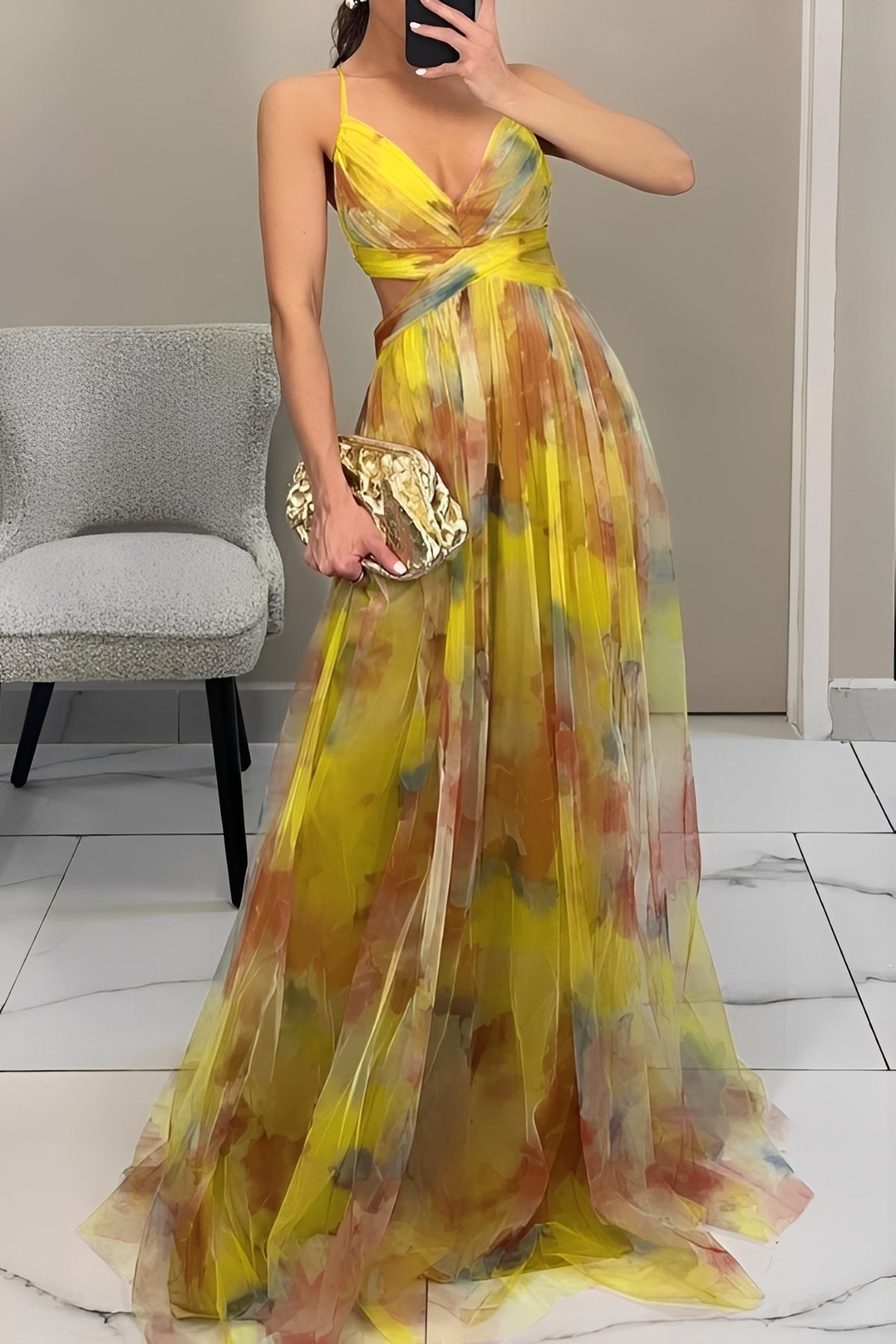Olivia - Damen-Maxikleid mit stilvollem Blumenmuster